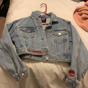 jean jacket from forever 21 never worn!!